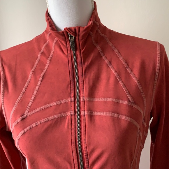 Lululemon Define Jacket Garment Dye in Washed Misty Merlot 8 - Picture 6 of 15